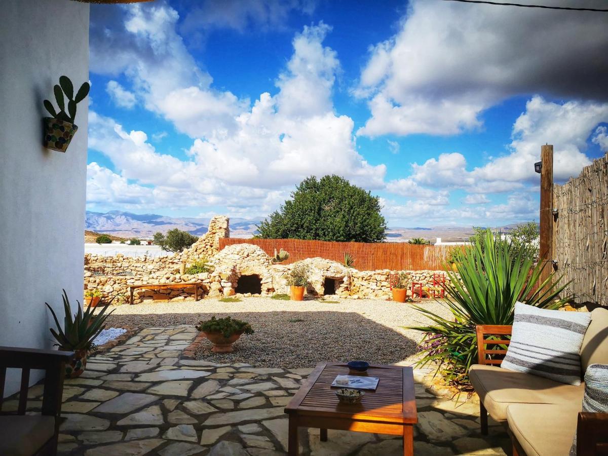 Cortijo La Ciclona Apartment Fernan Perez Екстериор снимка
